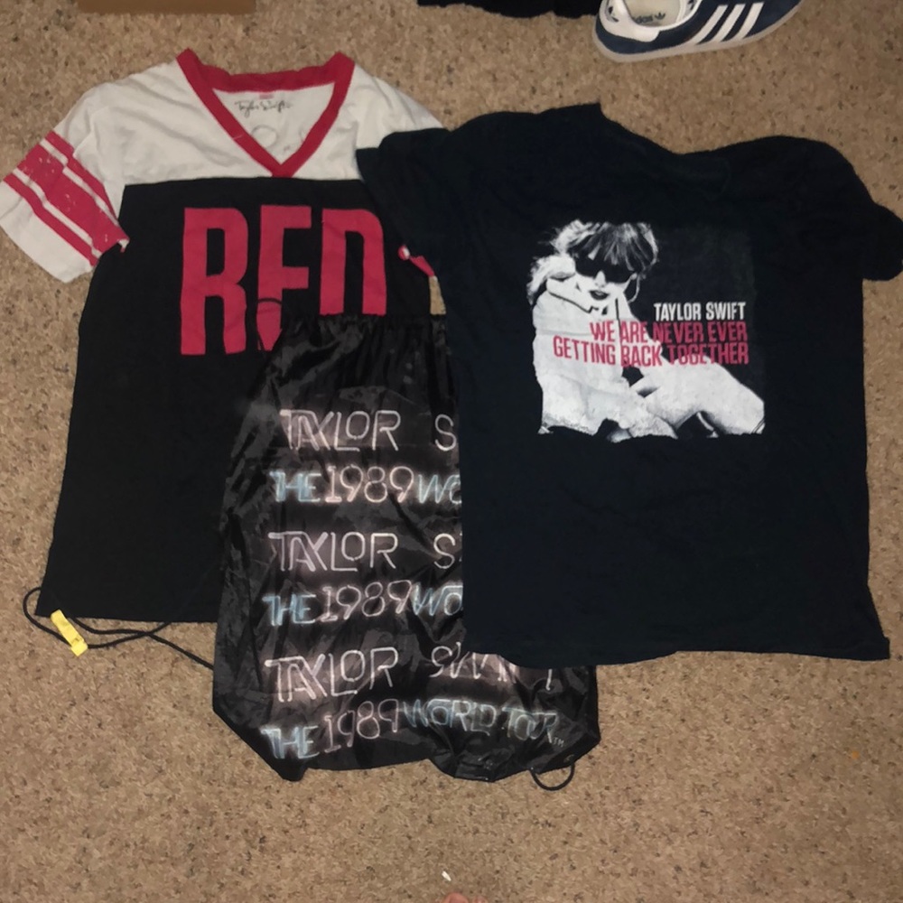 Taylor Swift tour Bundle